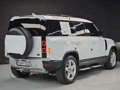 2023 Land Rover Defender 110 D250 SE — фото 4