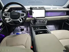 2023 Land Rover Defender 110 D250 SE — фото 14
