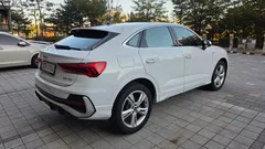 2022 Audi Q3 35 TDI Premium Sportback — фото 4