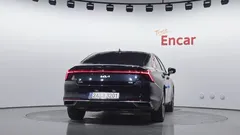 2022 Kia K8 Signature — фото 4