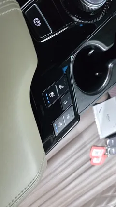 2022 Kia K8 Signature — фото 20