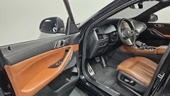 2022 BMW X6 xDrive40i M Sport — фото 10