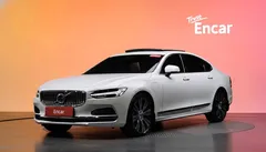 2023 Volvo S90 T8 AWD Ultimate Bright — фото 1