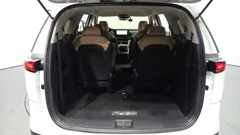 2023 Kia Carnival Diesel 9-Seater Prestige — фото 17