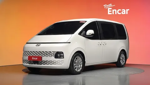 2022 Hyundai Staria Tourer 11-Seater