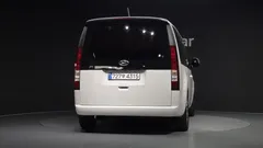 2022 Hyundai Staria Tourer 11-Seater — фото 4