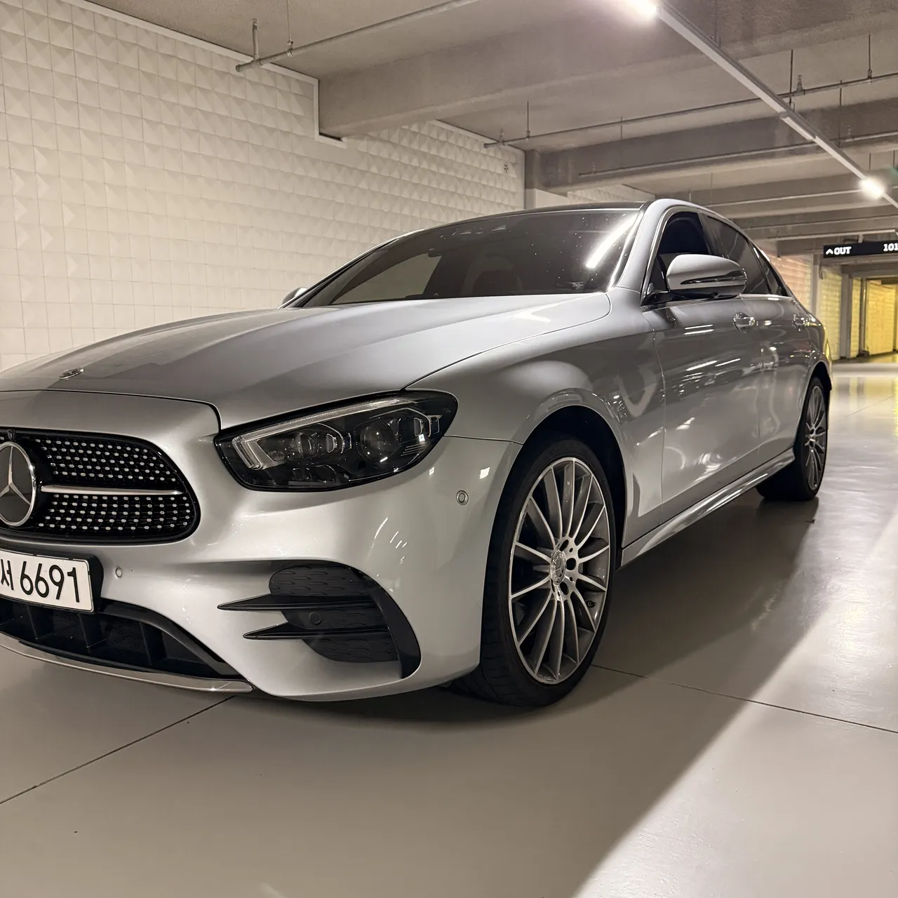 2022 Mercedes-Benz E-Class E350 4MATIC AMG Line