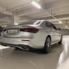 2022 Mercedes-Benz E-Class E350 4MATIC AMG Line — фото 2