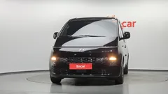 2023 Hyundai Staria Cargo 3-Seater — фото 3