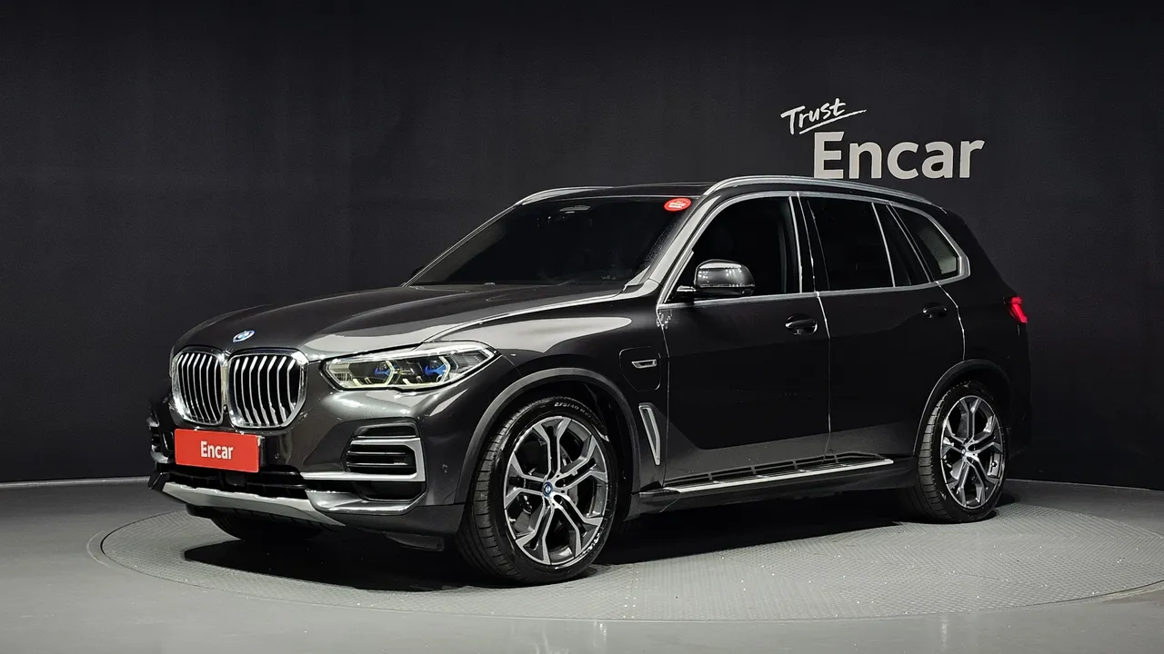 2022 BMW X5 xDrive 45e xLine