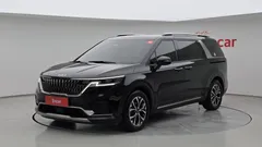 2023 Kia Carnival Diesel 9-Seater Noblesse — фото 1