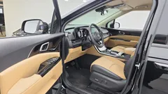 2023 Kia Carnival Diesel 9-Seater Noblesse — фото 10