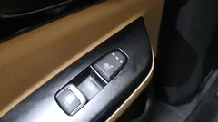 2022 Kia Carnival Diesel 9-Seater Prestige — фото 19