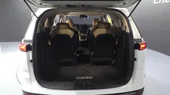 2022 Kia Carnival Diesel 9-Seater Prestige — фото 20