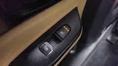 2023 Kia Carnival Diesel 9-Seater Prestige — фото 17