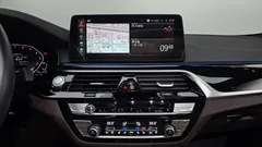 2023 BMW 5-Series 530e M Sport — фото 14