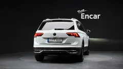 2022 Volkswagen Tiguan 2.0 TDI Premium — фото 4