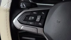 2022 Volkswagen Tiguan 2.0 TDI Premium — фото 14