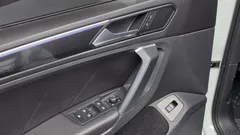 2022 Volkswagen Tiguan 2.0 TDI Premium — фото 20