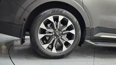 2023 Kia Carnival Gasoline 7-Seater Signature — фото 5