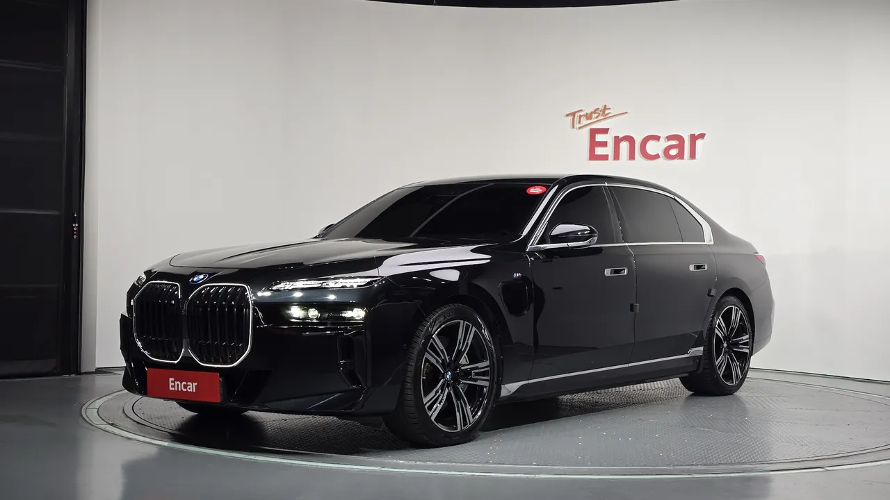 2023 BMW 7-Series 750e xDrive M Sport