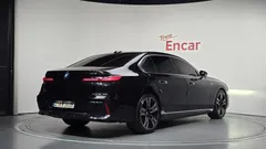 2023 BMW 7-Series 750e xDrive M Sport — фото 2