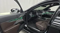 2023 BMW 7-Series 750e xDrive M Sport — фото 10