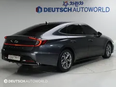 2022 Hyundai Sonata 2.0 — фото 2