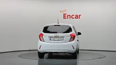 2022 Chevrolet Spark Premier — фото 4