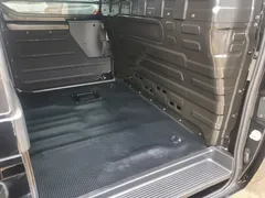 2022 Hyundai Staria Cargo 3-Seater — фото 10
