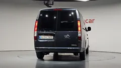 2022 Hyundai Staria Cargo 5-Seater — фото 4