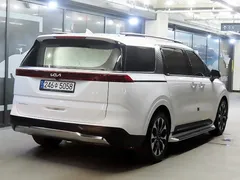 2023 Kia Carnival Gasoline 9-Seater Signature — фото 4