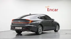 2022 Hyundai Sonata 2.0 — фото 2