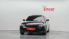 2023 BMW 3-Series 320i M Sport — фото 3