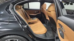 2023 BMW 3-Series 320i M Sport — фото 11