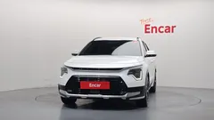 2022 Kia Niro Signature — фото 3