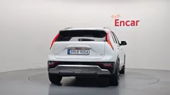 2022 Kia Niro Signature — фото 4