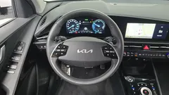 2022 Kia Niro Signature — фото 13