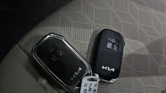 2023 Kia Carnival Diesel 9-Seater Prestige — фото 14