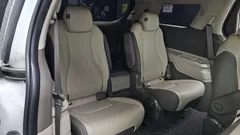 2023 Kia Carnival Diesel 9-Seater Prestige — фото 18