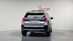 2023 BMW X1 sDrive 20i M Sport — фото 4