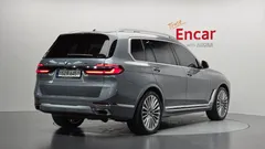 2023 BMW X7 xDrive 40i Design Pure Excellence 6-Seater — фото 2