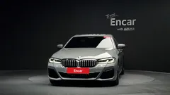 2022 BMW 5-Series 520i M Sport — фото 3