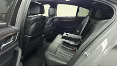 2022 BMW 5-Series 520i M Sport — фото 12