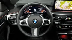 2022 BMW 5-Series 520i M Sport — фото 14