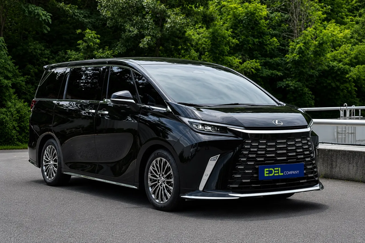 2025 Lexus LM 500h Royal
