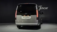2023 Hyundai Staria 4WD Lounge 9-Seater — фото 4