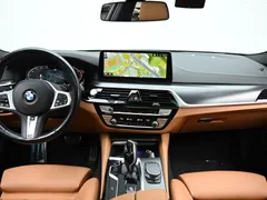 2023 BMW 5-Series 520i M Sport — фото 14