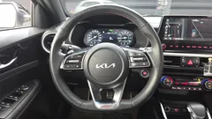 2022 Kia K3 1.6 Turbo GT 5Door — фото 13
