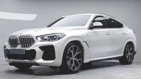 2022 BMW X6 xDrive40i M Sport
